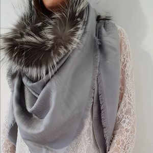 fendi fur trimmed shawl